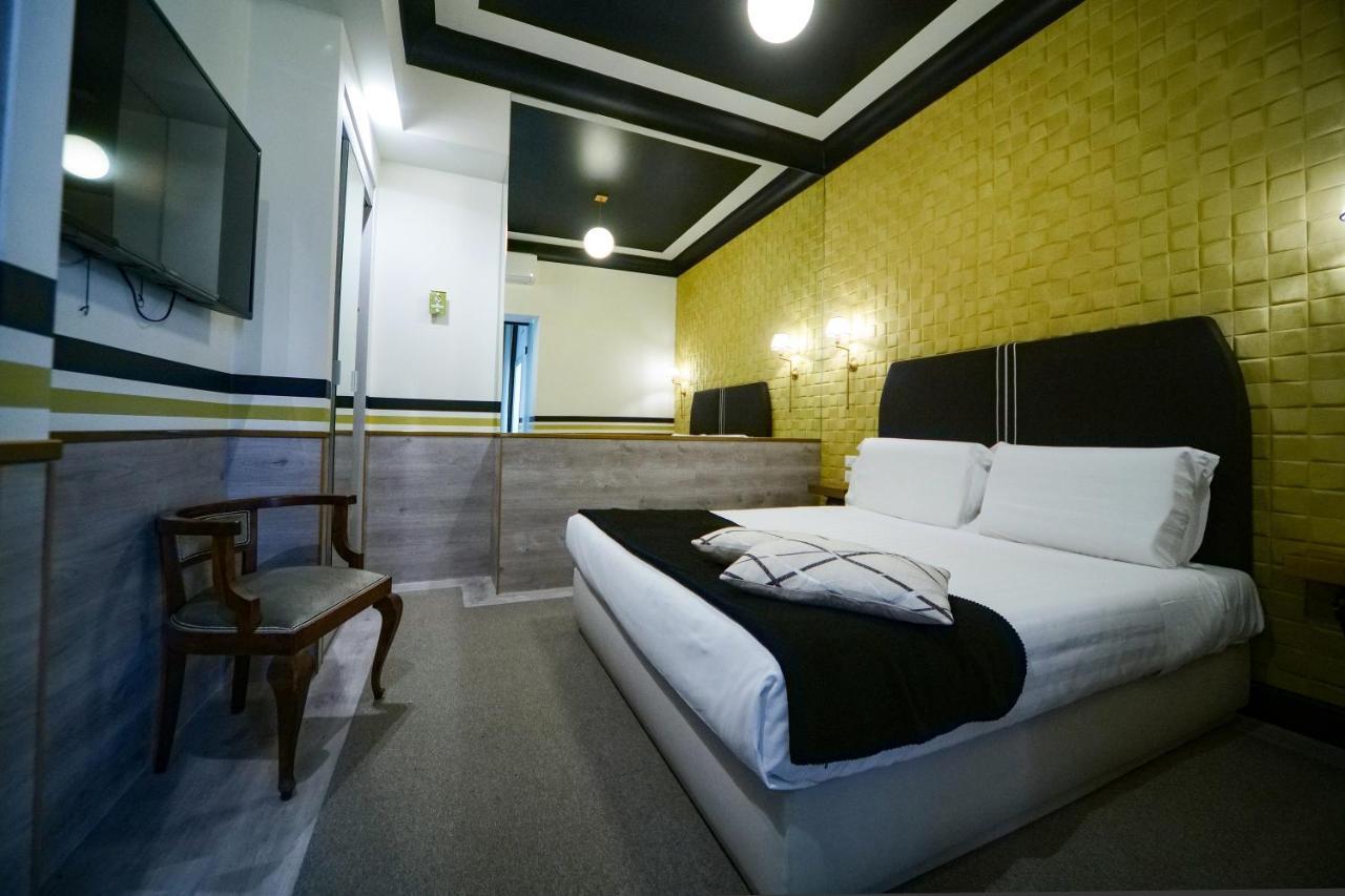 Relais Luxury Corso Pensión 2*